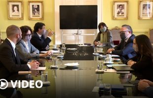 Se reunió el gabinete económico y destacó el aumento de la inversión y de la producción - Télam