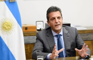 Massa destacó que el desafío es seguir aliviando la situación fiscal de la clase media