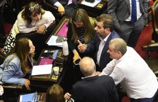 disputas por el Congreso, relación con el Gobierno y conducción del espacio