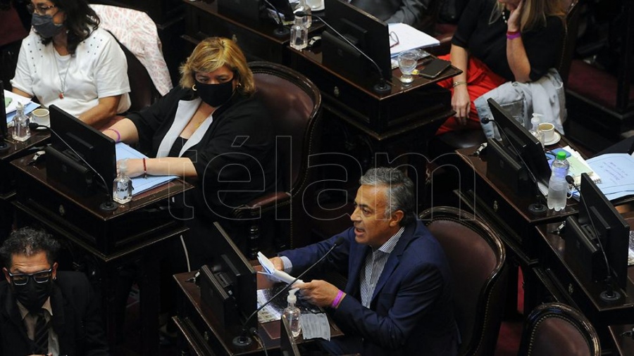 Senado sesion Bienes Personales foto Florencia Downes