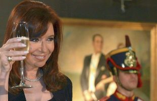 Cristina de Kirchner recibe el 2022 con su familia en El Calafate