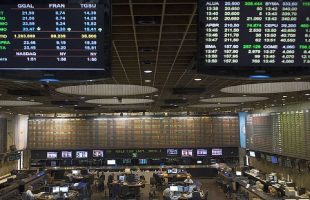 El S&P Merval frenó rally alcista y cayó 3%, condicionado por Wall Street