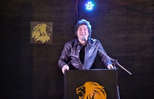 Con un millón de inscriptos, Javier Milei realizó el sorteo de su sueldo de diputado