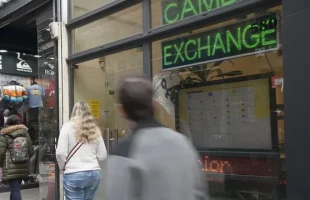 la UIF pone la lupa sobre bancos y casas de cambio