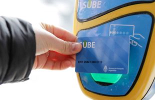cómo obtener un descuento del 55% en la tarifa de transporte
