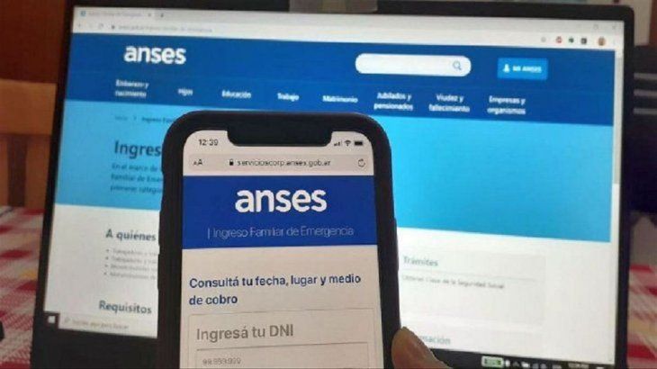 La constancia de Historia Laboral emitida a través de la página web no requiere la autenticación de un agente de ANSES.