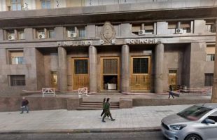 Cuáles son las transferencias discrecionales a las provincias que el gobierno de Milei quiere restringir 'al mínimo'