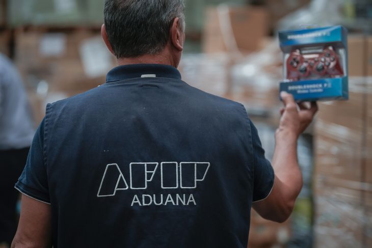 El fraude marcario y la falsa declaración a la hora de importar son dos de delitos aduaneros más comunes.