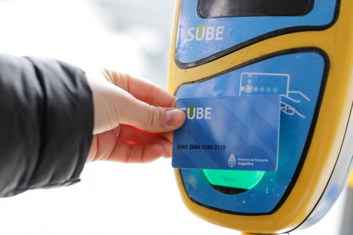 A partir de febrero, el boleto aumentará hasta $270 para el valor mínimo del colectivo y $130 para el tren.