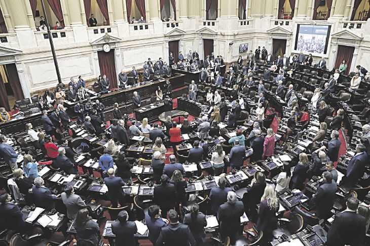 El gobierno negocia con los gobernadores para reponer el impuestos a las ganancias si apoyan la ley 
