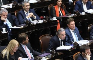 uno por uno, cómo votaron los bloques