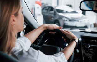 la UIF actualizó los umbrales para operaciones con automotores