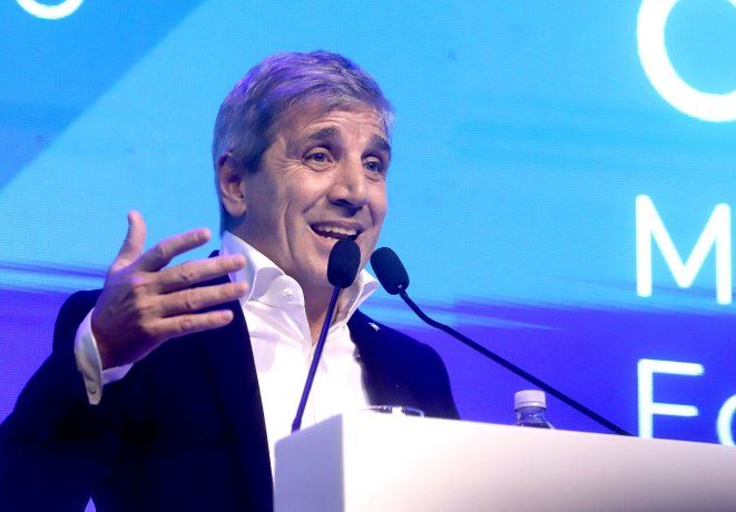 Luis Caputo anunci&oacute; el r&eacute;gimen monetario para esta segunda etapa&nbsp;