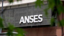 Jubilados y pensionados recibirán sus haberes con aumento en octubre 2024, con un bono extra de $70.000 para los que perciben la mínima.