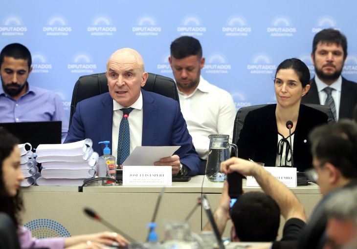 Nano Lembo junto al diputado José Luis Espert, titular de la Comisión de Presupuesto y Hacienda.