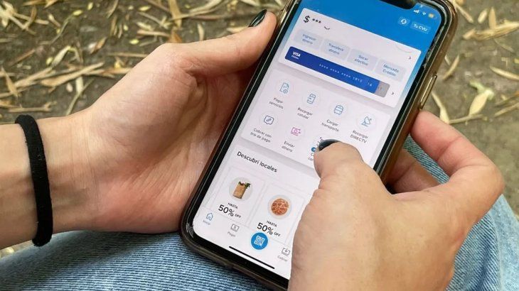 El Débito inmediato (DEBIN) es una forma de hacer transferencias de dinero a cuentas Mercado Pago sin salir de la app.