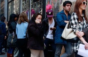 se destruyeron 25.600 puestos de trabajo registrado