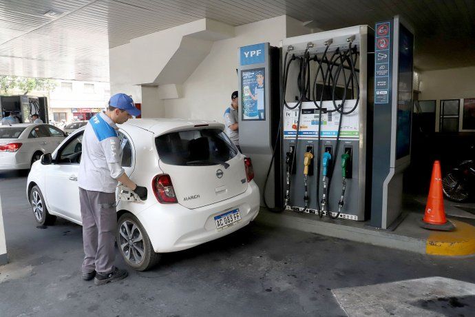 El Impuesto a los Combustibles este año servirá para compensar la pérdida del Impuesto PAIS