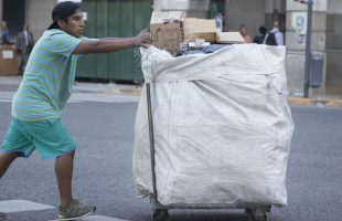 tras tocar un máximo de 53%, se encamina a cerrar 2024 debajo del 40%